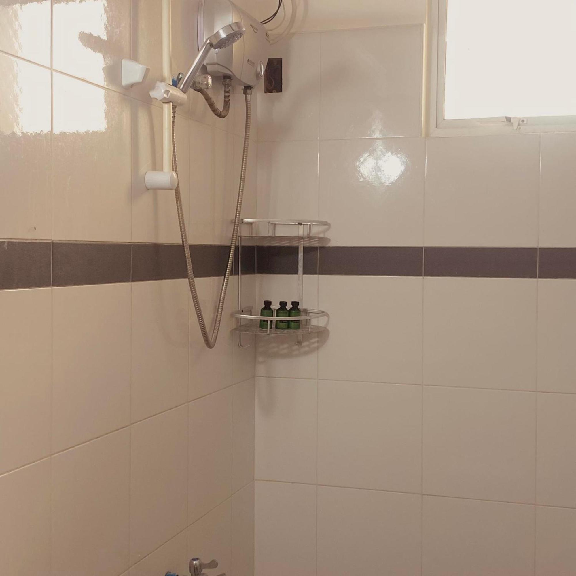 Abihon Hoferhaus Mactan Guesthouse Мактан Екстериор снимка